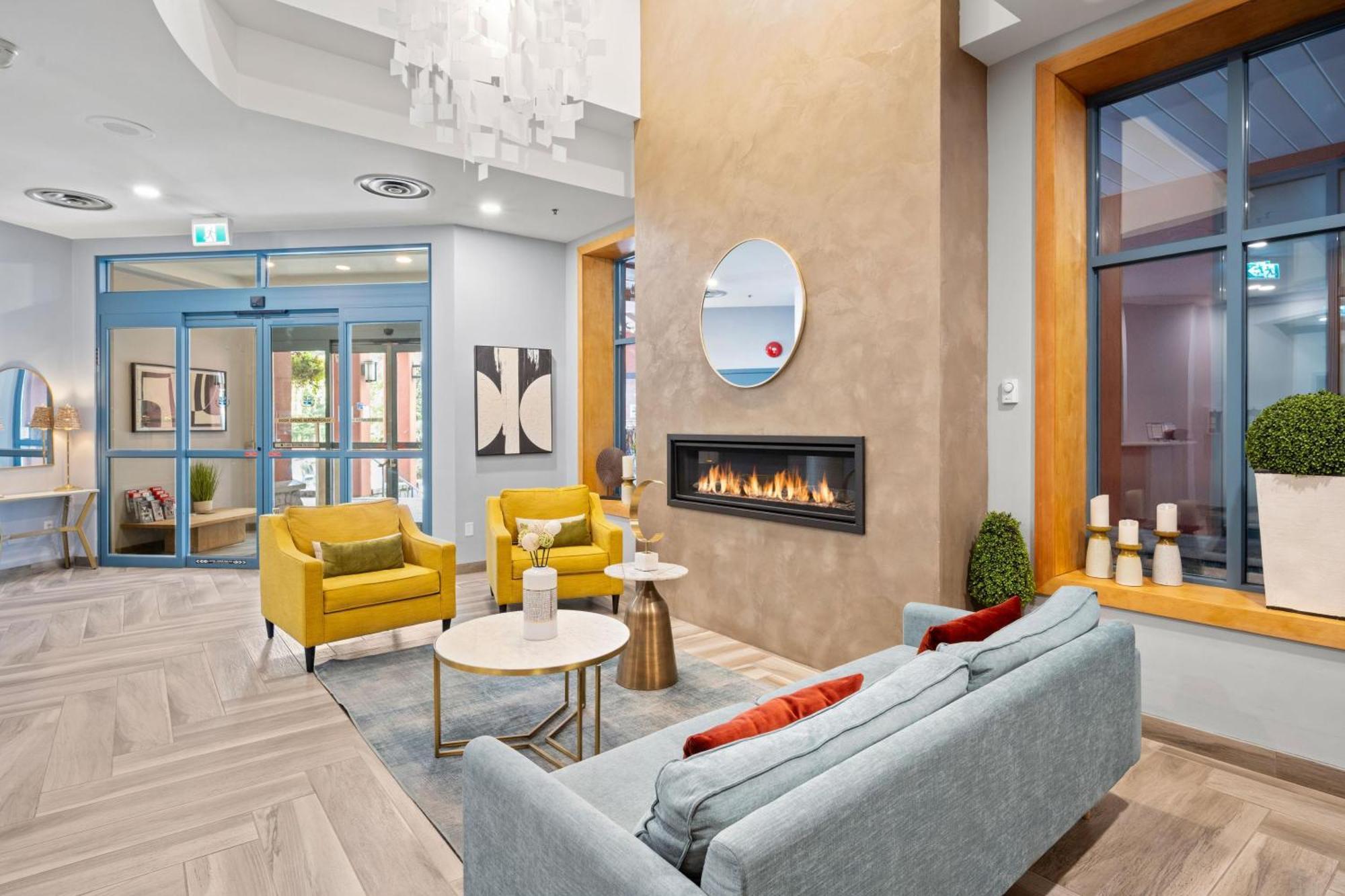Alpenglow Lodge Queen Boho Studio By Mva Whistler Exterior foto